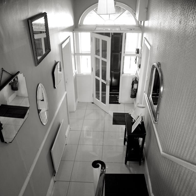 Hotel The Haven à Newcastle  Extérieur photo